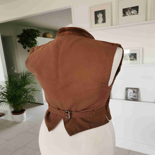 Cacharel sleeveless vest