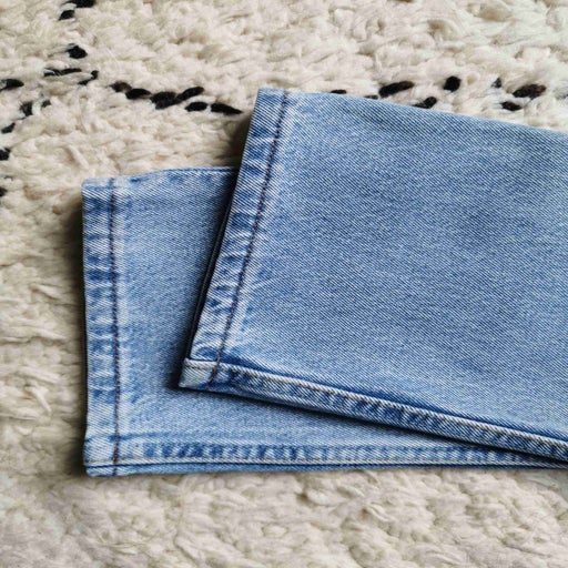Jean Levi's 501 W27L32