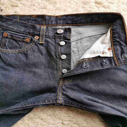 Jean Levi's 501 W25L32