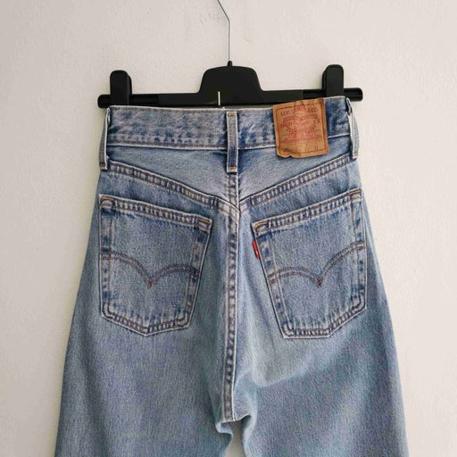 Jean Levi's 501 W27L32