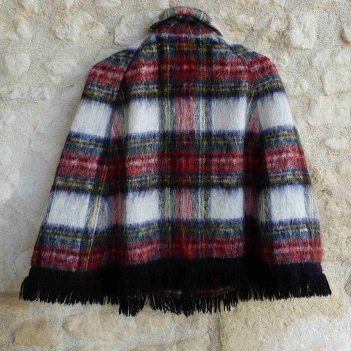Short wool cape