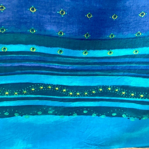 Patterned wrap skirt