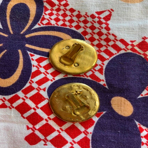 Clip-on earrings