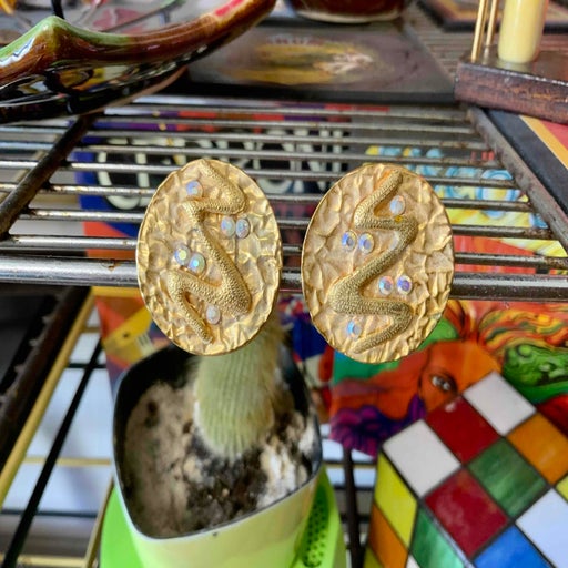 Clip-on earrings