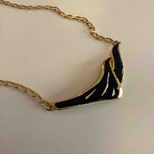 Enamel Pendant Necklace