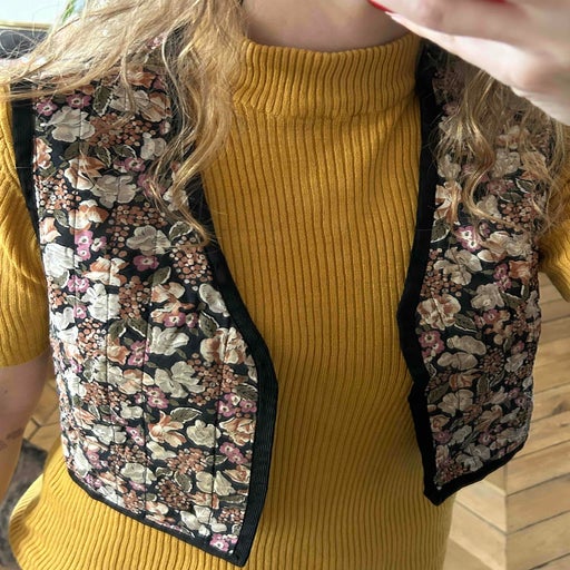 Quilted sleeveless vest