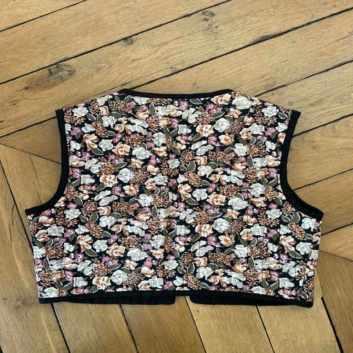 Quilted sleeveless vest
