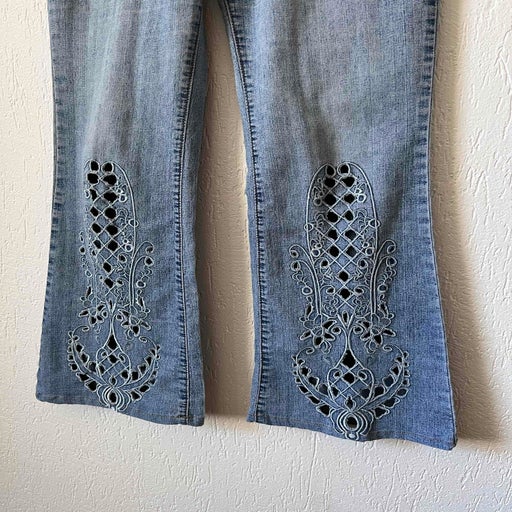Openwork flared jeans