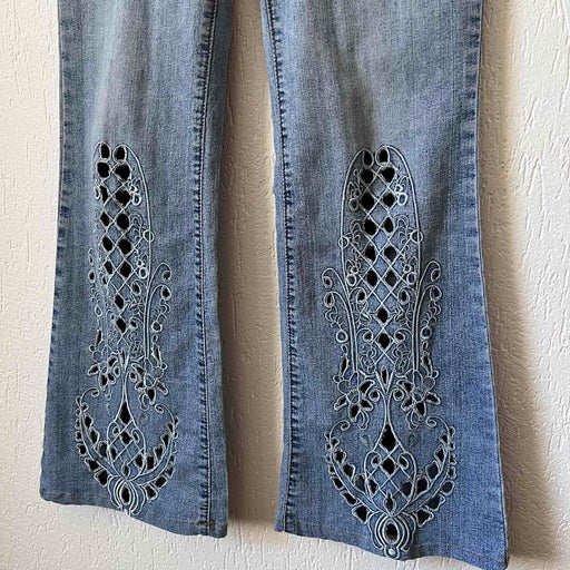 Openwork flared jeans