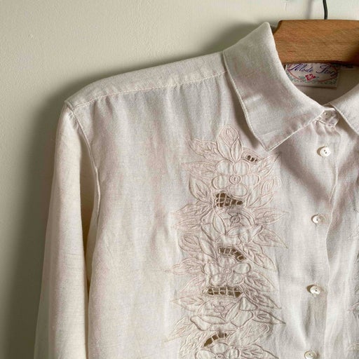 Embroidered shirt