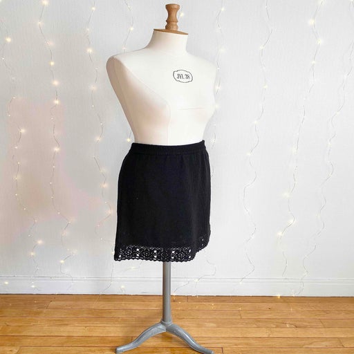 Mesh skirt