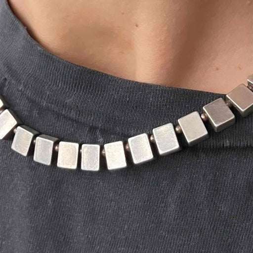 Silver metal necklace