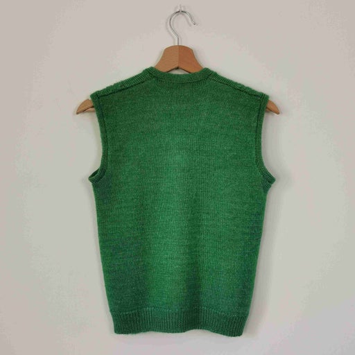 Sleeveless wool sweater
