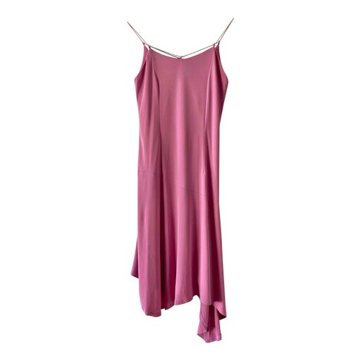 Backless laced dress