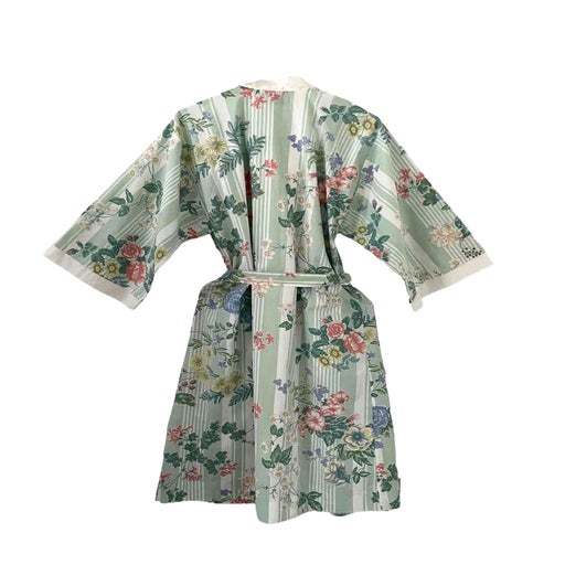 80's bathrobe