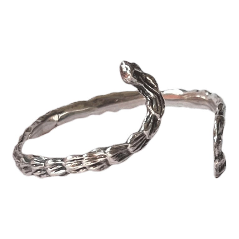 Silver metal bangle