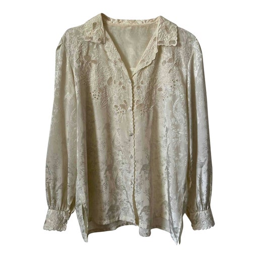 Damask blouse with lace