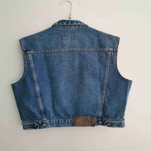 Sleeveless denim vest