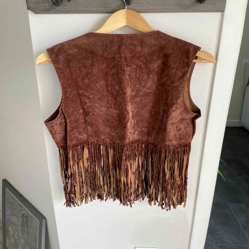 Fringed sleeveless cardigan