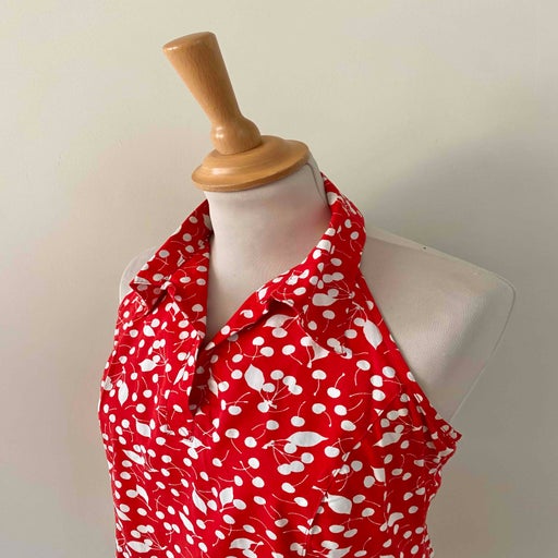 Cherry backless