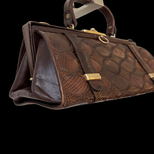 Leather bag