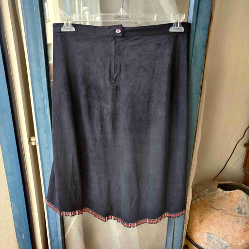 Fringed skirt