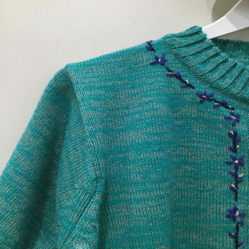 Embroidered knit top
