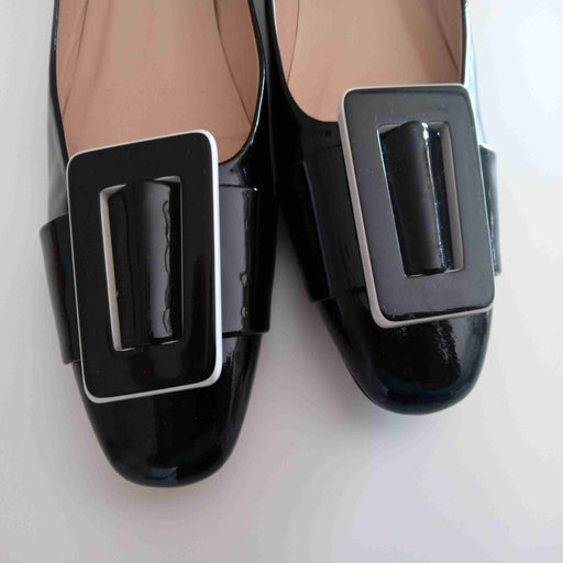 Patent leather Mary Janes