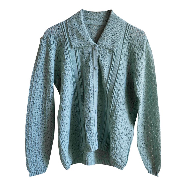 Wide collar cardigan