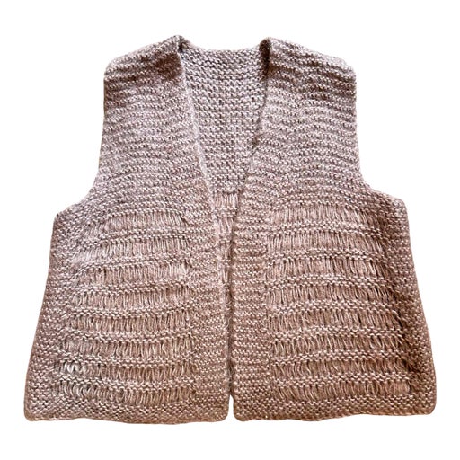 Sleeveless wool vest