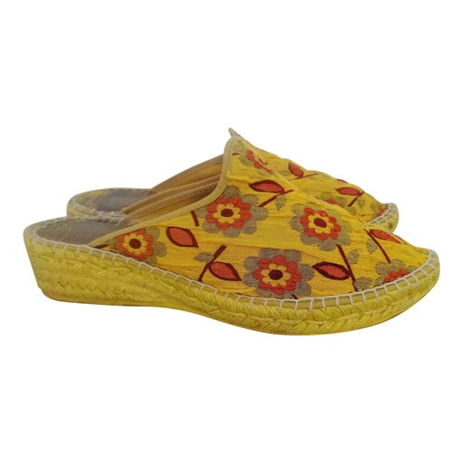 Floral espadrille mules
