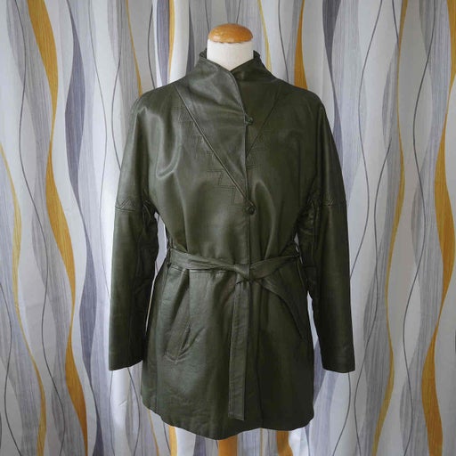 Short leather trench coat