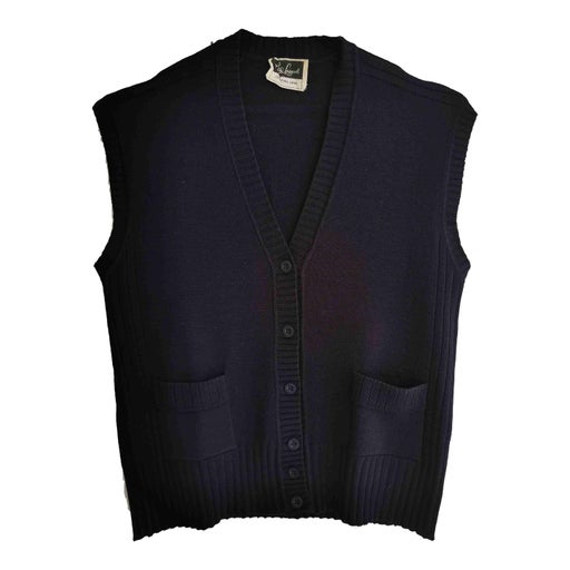 Sleeveless wool vest