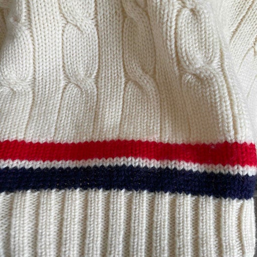 Sleeveless wool sweater