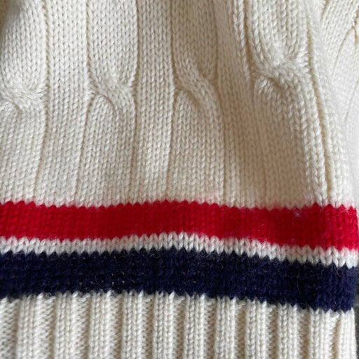 Sleeveless wool sweater