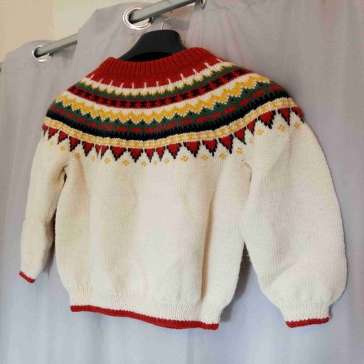 Woolen sweater