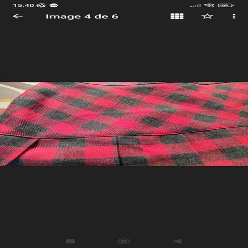 Pleated wool skirt