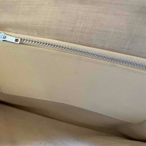 Lancaster Pouch