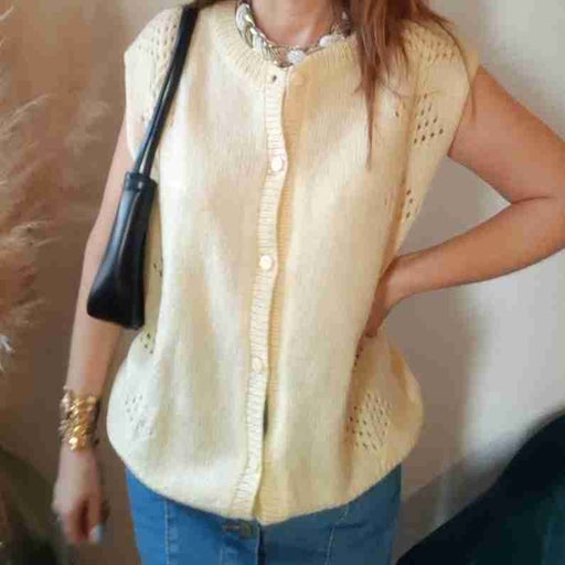Sleeveless wool vest