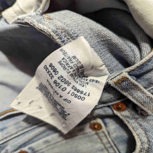 Levi's 501 W32L33 jeans