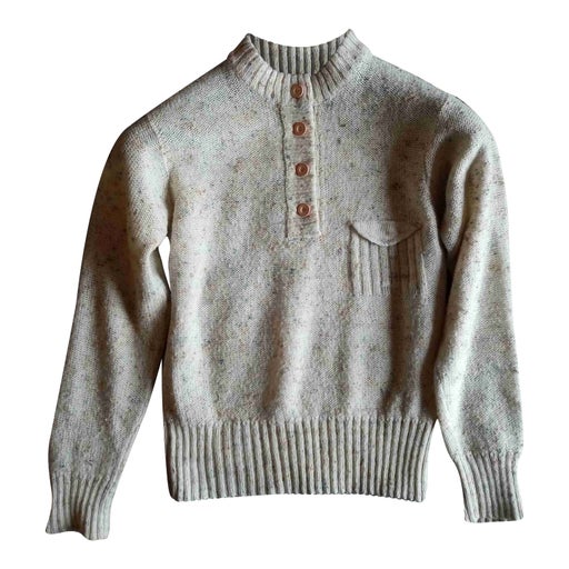 Woolen sweater