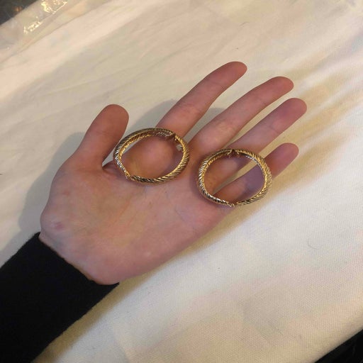 Clip-on hoops