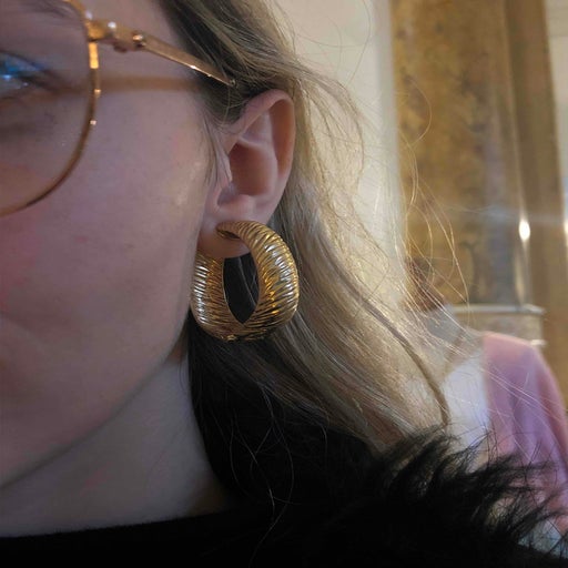 Clip-on hoops