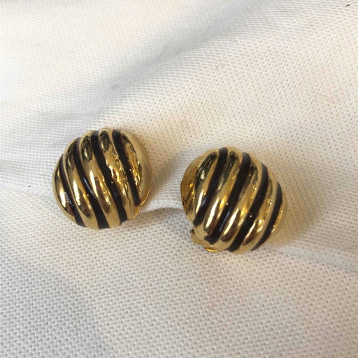 Clip-on earrings