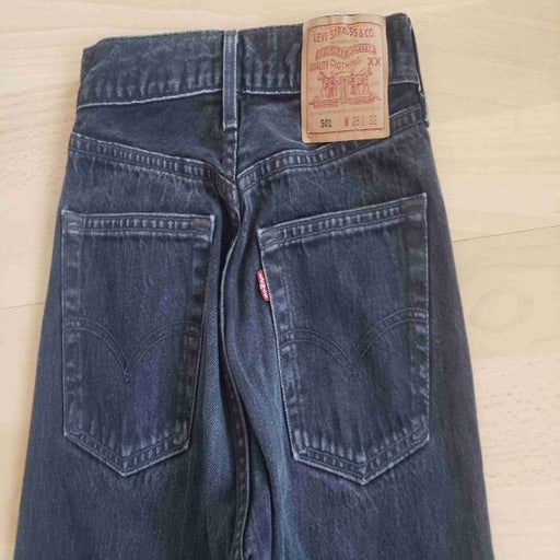 Levi's 501 L28W32 jeans