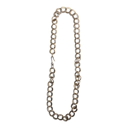 Chain belt in gold metal