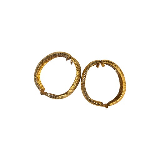Clip-on hoops