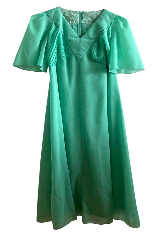 Long pleated dress