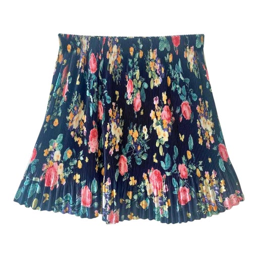 Pleated mini skirt