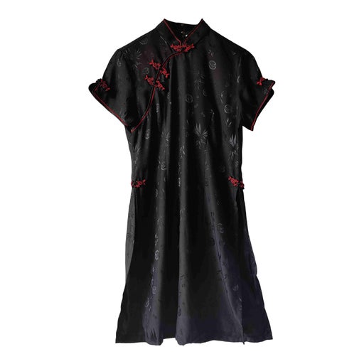 Robe asiatique en soie